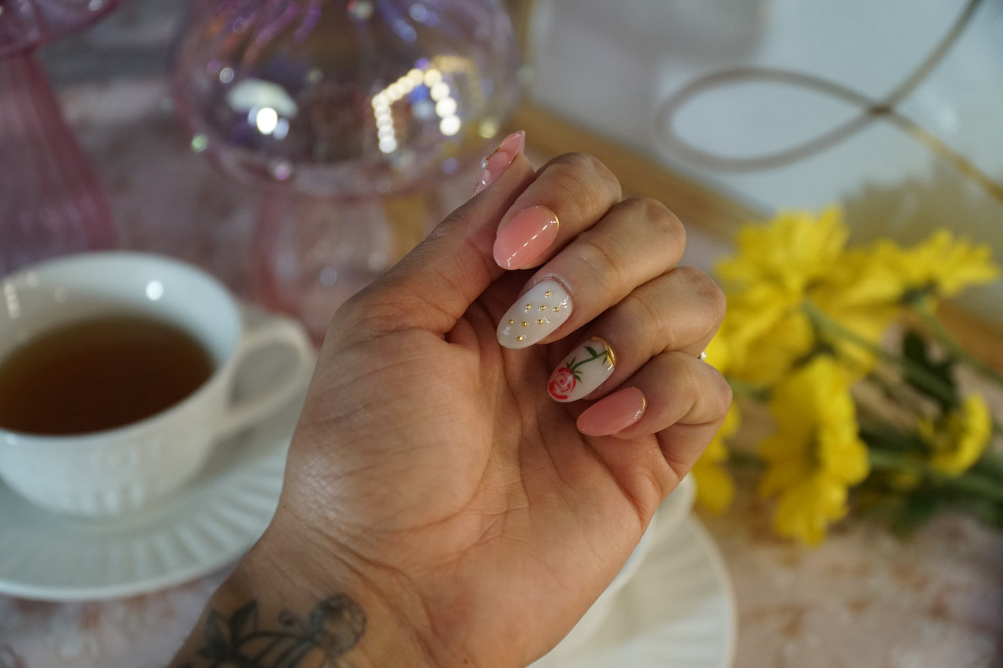 “Dainty” Press On Nails